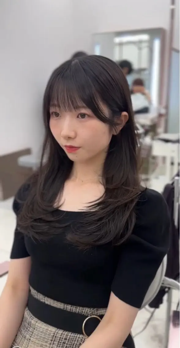 セミロング レイヤーカット yume. COA GINZAのヘアスタイル