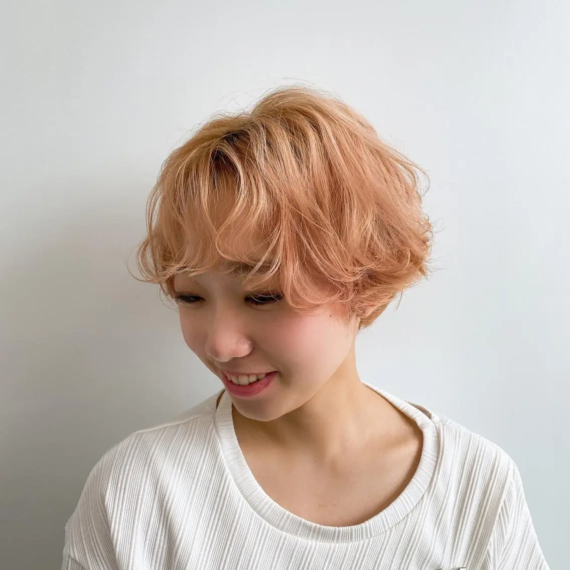 ショート レイヤー・ハッシュ ・ウルフカット/川崎のヘアスタイル