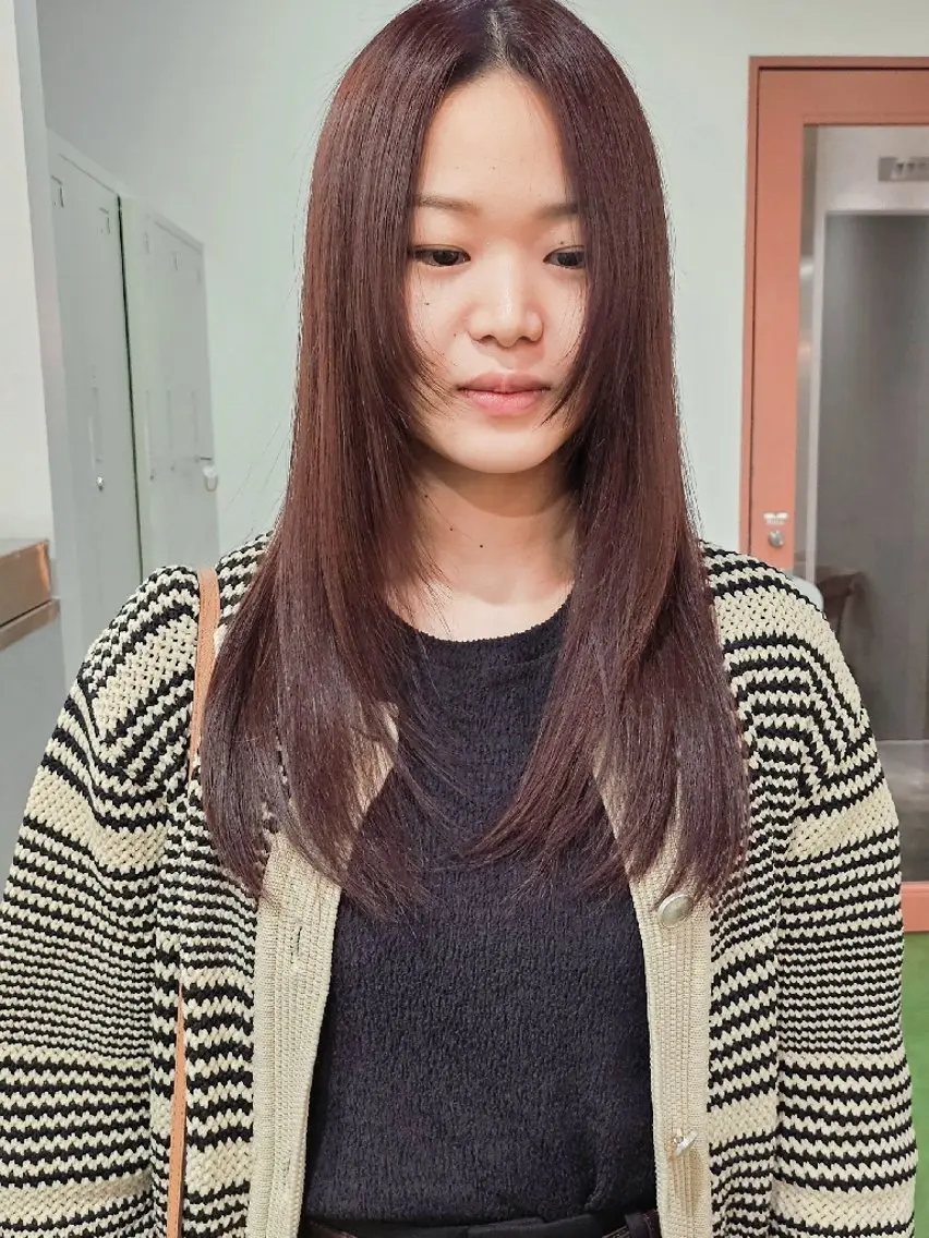 カット+アディクシーカラー+縮毛矯正+ハホニコトリートメントの写真