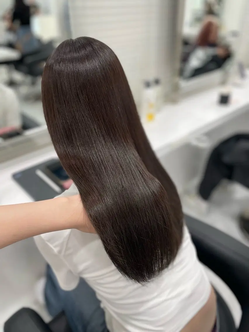 ミディアム ヘアカラー トリートメント 🪞韓国🤍大人っぽ 艶髪🤍FRUITSのヘアスタイル