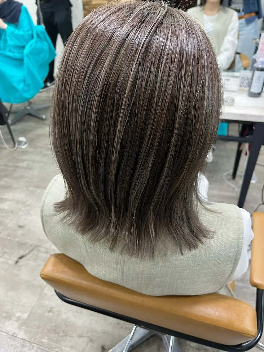 ミディアム 🌈白髪ぼかし特化 🌈naokoのヘアスタイル