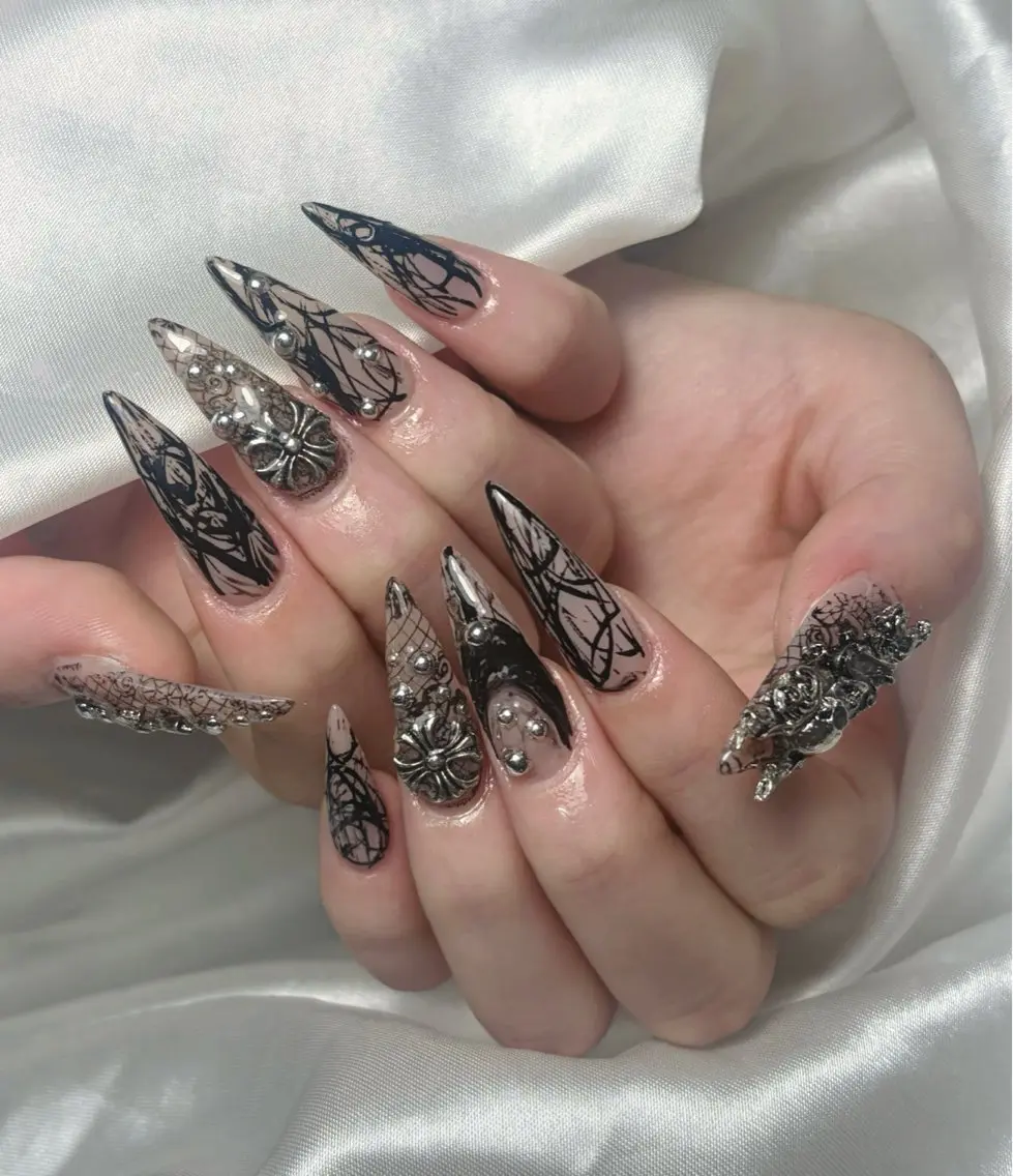 ネイル ハンドネイル LEELA NAIL STUDIOのネイルデザイン