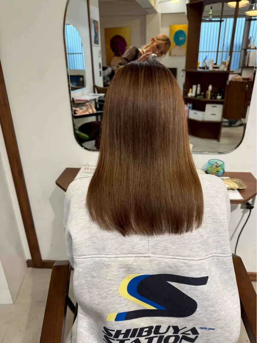 カラー ROUIS ホノカのヘアスタイル