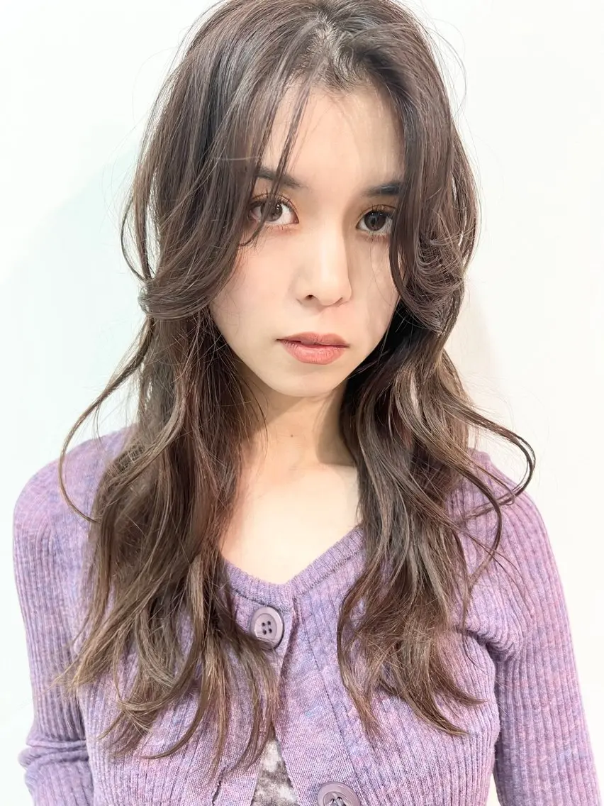 セミロング カラー カット ヘアカラー トリートメント HARU//原宿🤍 リピート率NO.1のヘアスタイル