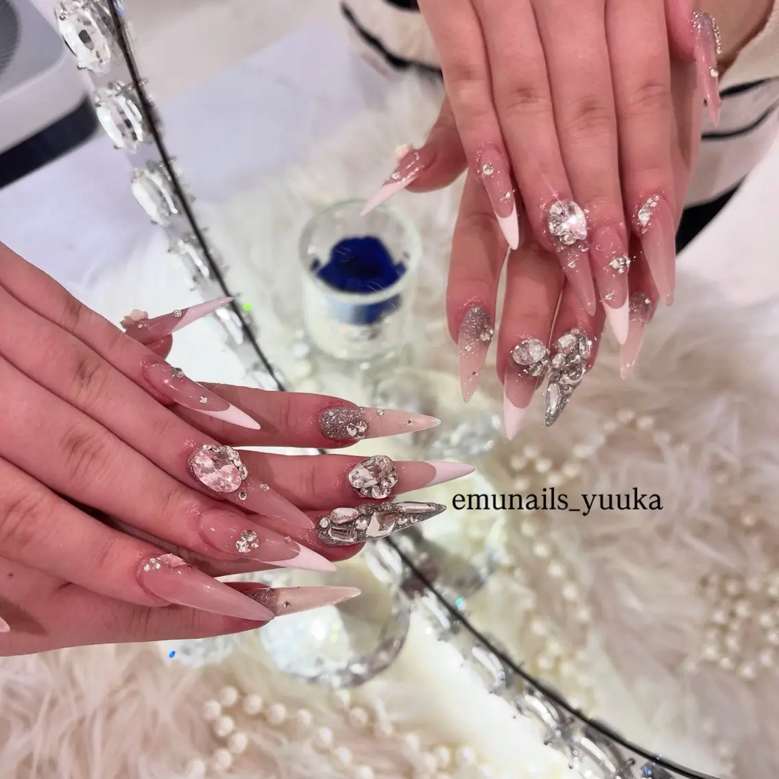 ネイル フレンチネイル グラデーション スカルプネイル EMU nails YUUKAのネイルデザイン