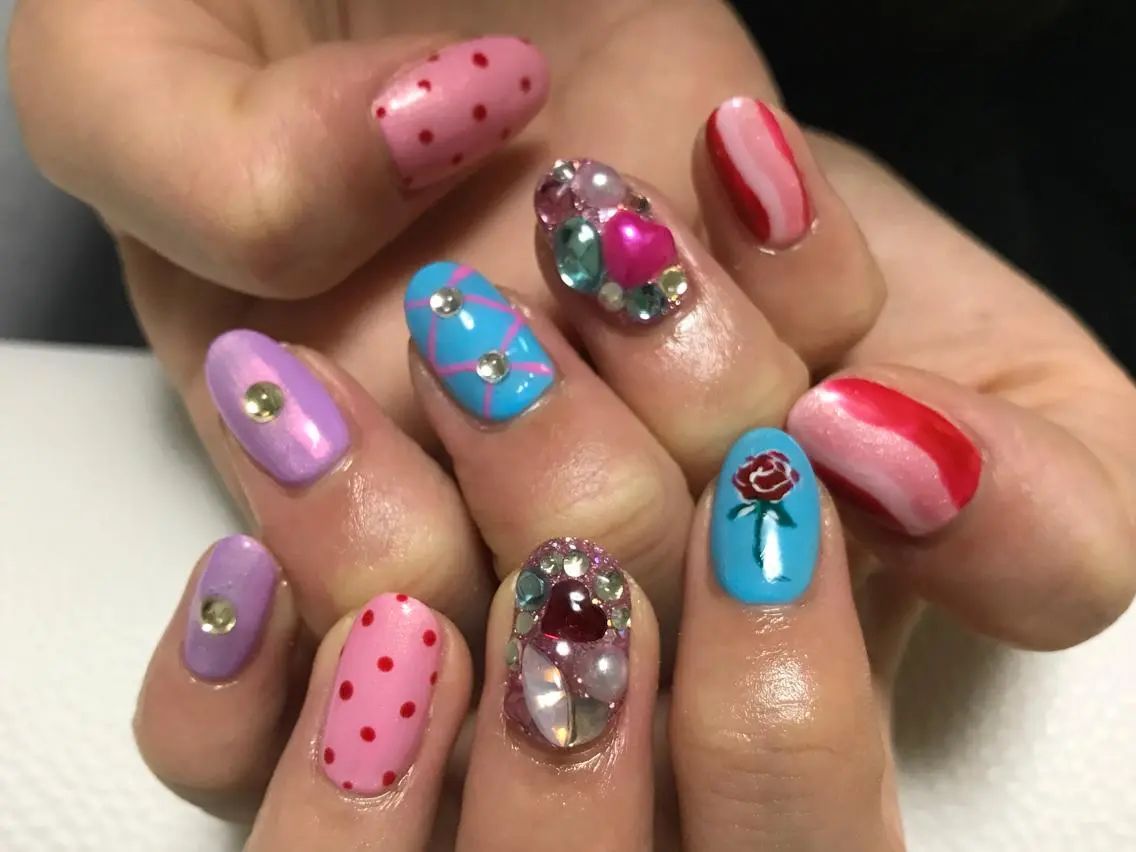 ネイル 佐藤 ゆうのネイルデザイン