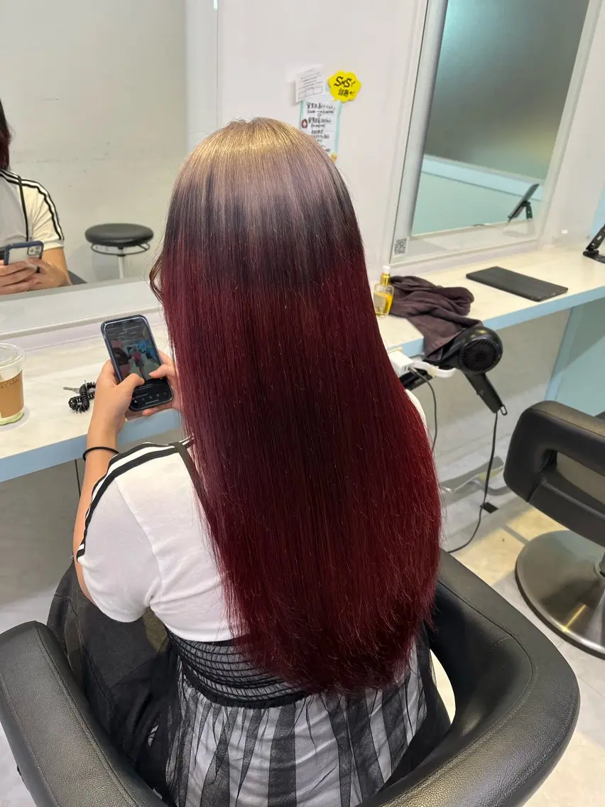 ロング カラー ヘアカラー ブリーチカラー 🩵MIZUKIのヘアスタイル