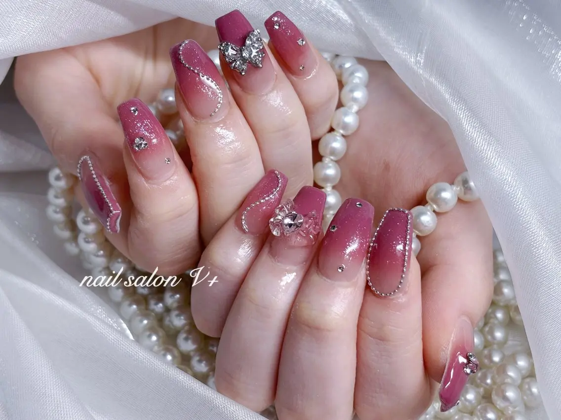 ネイル ハンドネイル Nailsalon Vi+ももか🩷のネイルデザイン