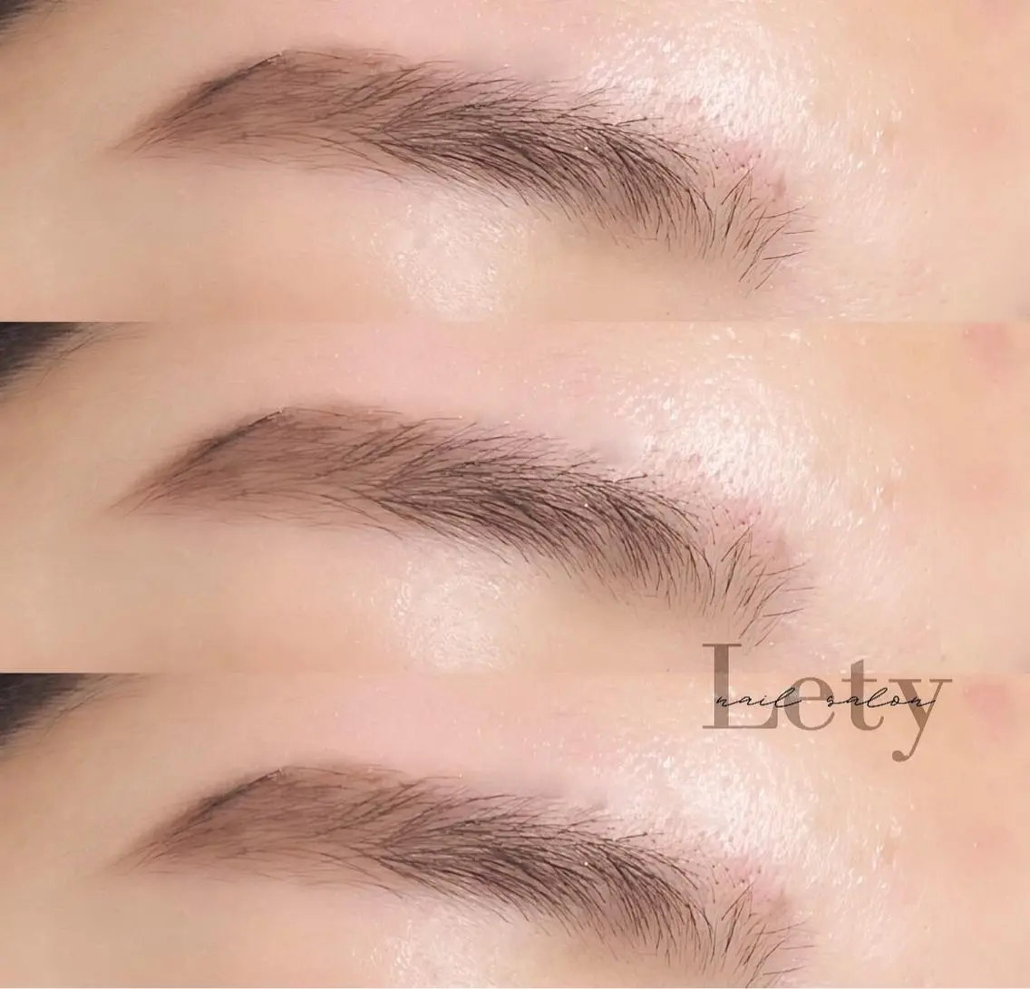アイブロウ Lety maoのネイルデザイン