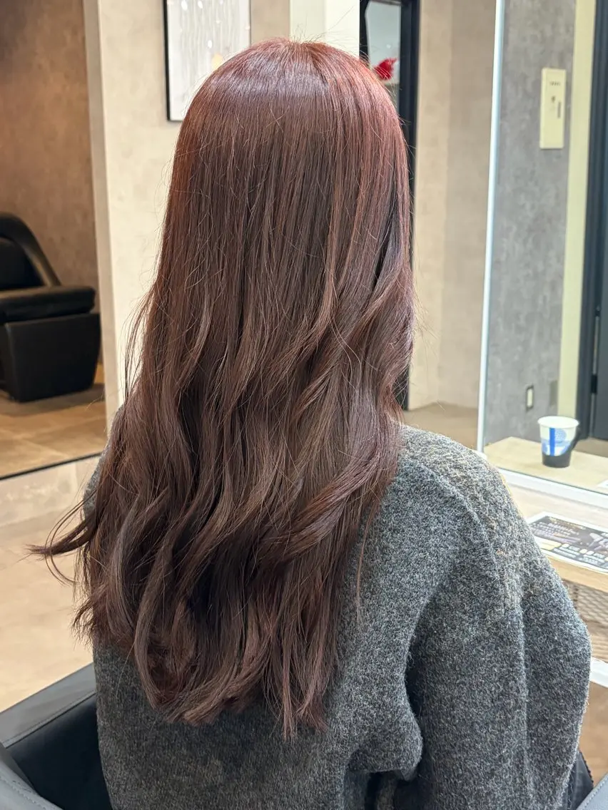 ロング カラー ブラウンカラー ピンクカラー 吉田 恋々音のヘアスタイル