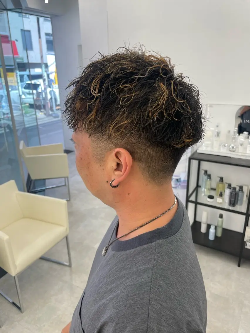 ショート パーマ メンズ メンズパーマ スパイラルパーマ カット パーマ トリートメント 【Sweep】おじま のぞみのヘアスタイル