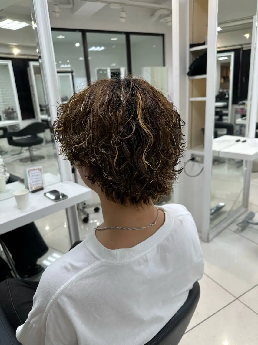 ショート カラー パーマ メンズ パーマ 【シャドウパーマ センターパート】義心のヘアスタイル