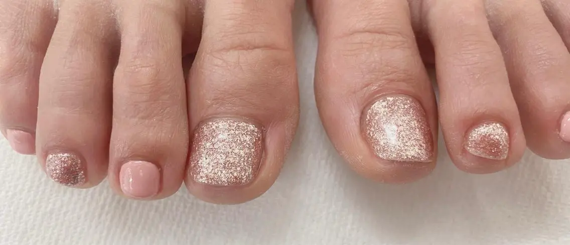 ネイル キラキラネイル ラメ(グリッター) ピンク I-nailロング /ワンホン/キラキラのネイルデザイン