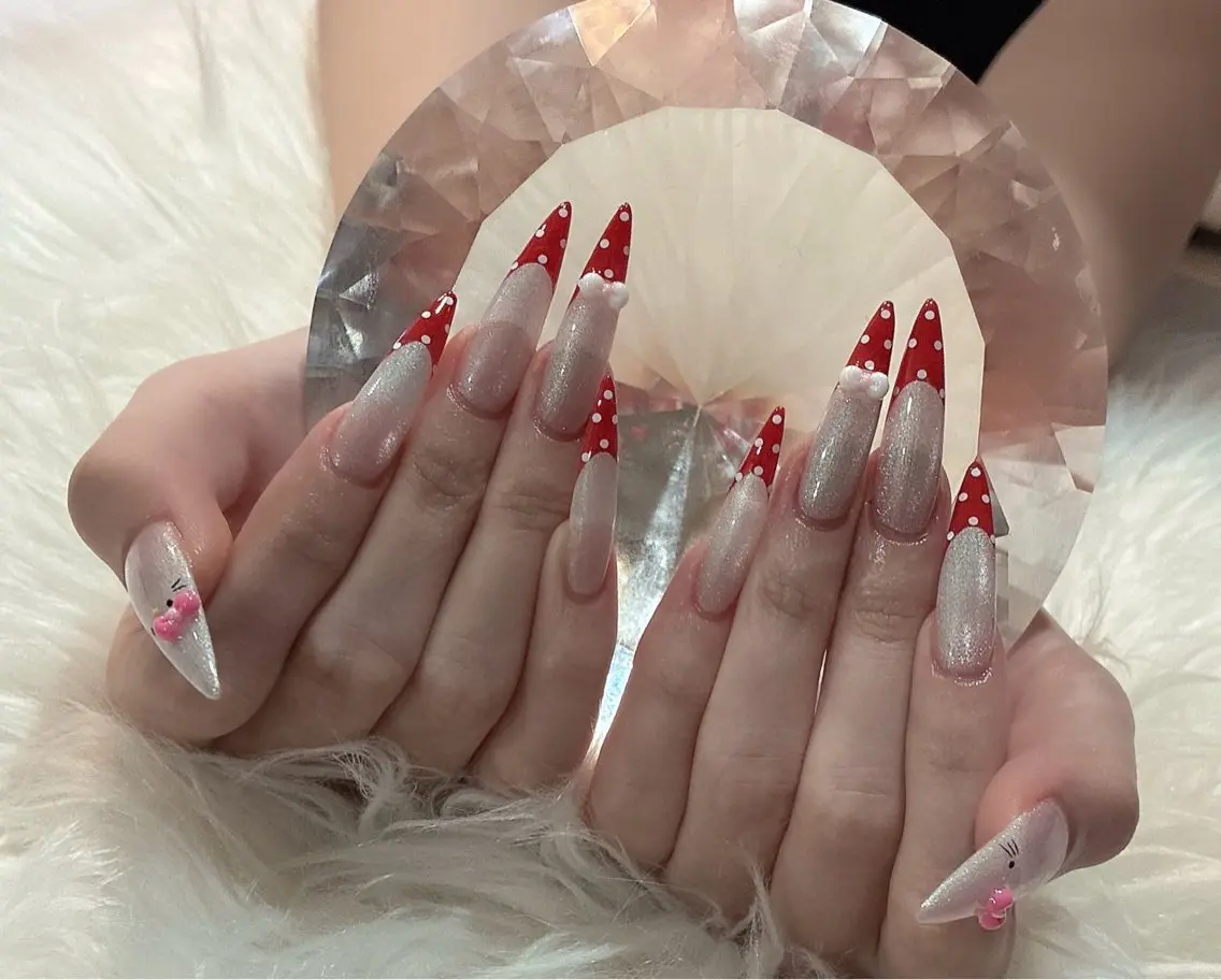 ネイル LoaChaton kaeのネイルデザイン