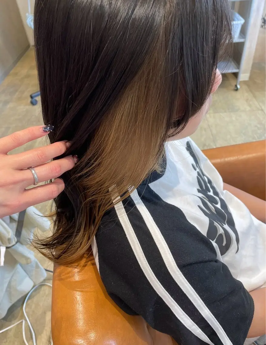 セミロング ヘアカラー カラーモデル募集中✨ MIKUのヘアスタイル