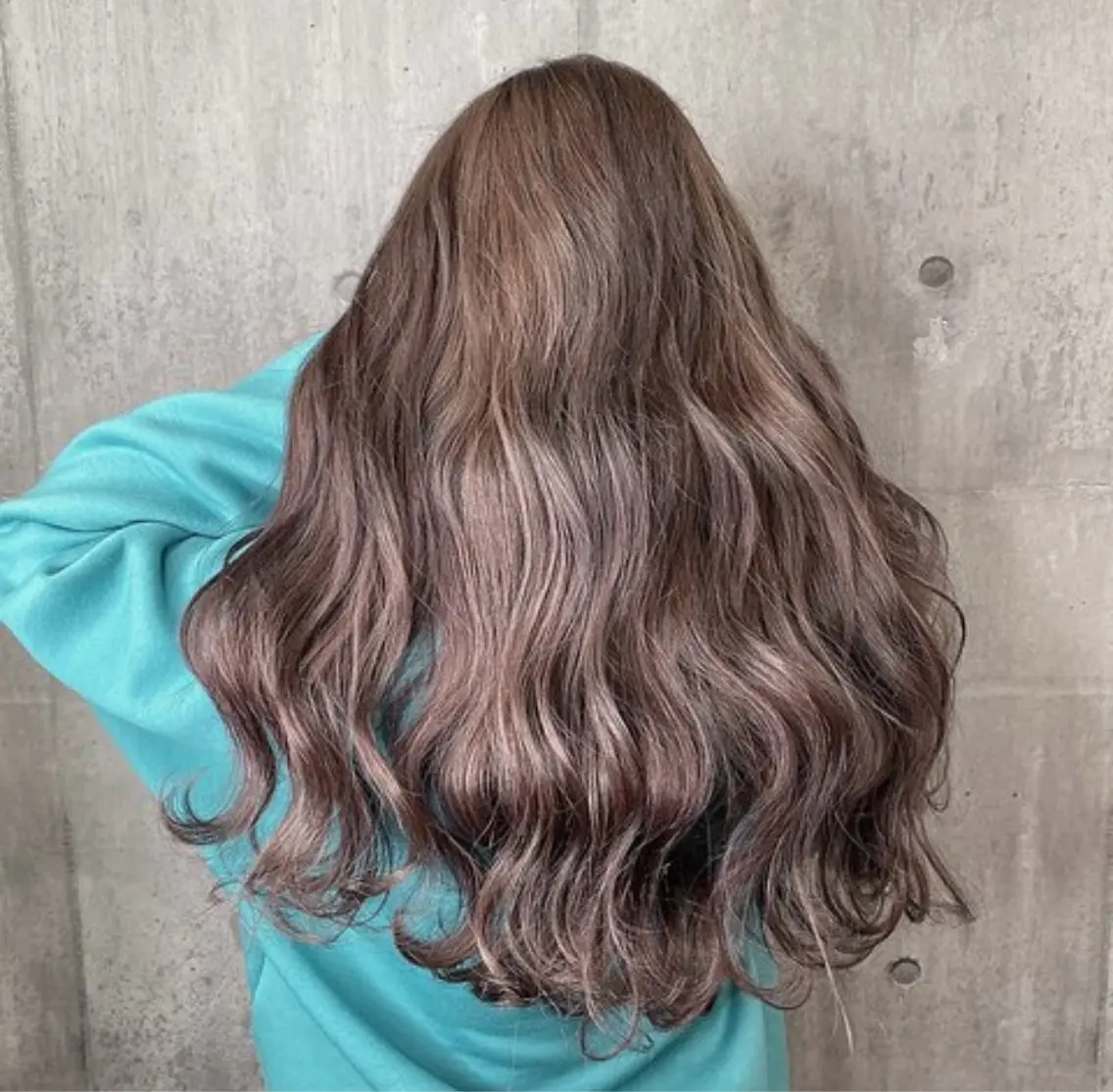 《5月限定価格🌟》【透明感抜群❣️】フルブリーチ+オンカラー+トリートメントの写真