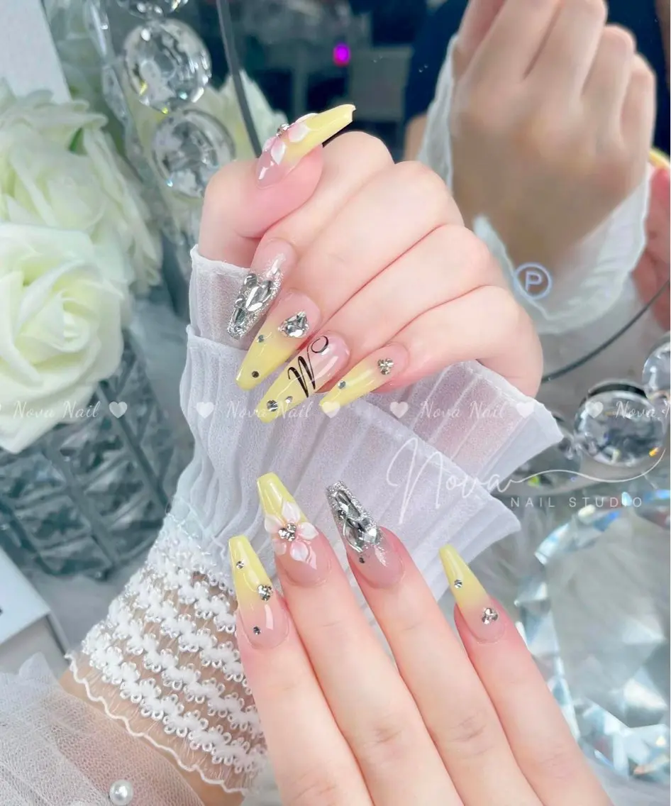 ネイル ハンドネイル ハンドケア Kitty Nail Novaのネイルデザイン