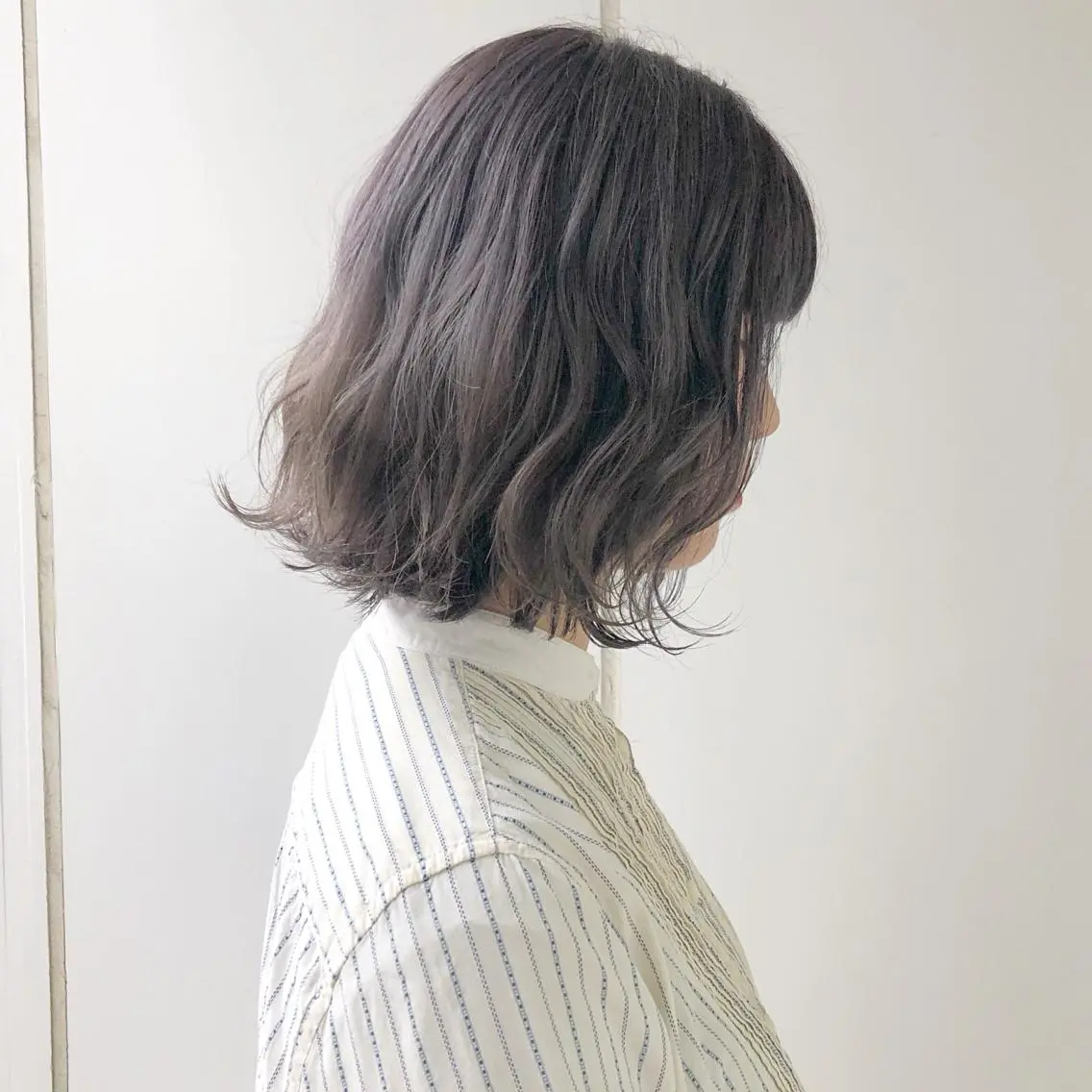 ミディアム カラー 透明感カラー ダブルカラー グレージュ ラベンダーカラー ラベンダーグレージュ 榎園 由美のヘアスタイル
