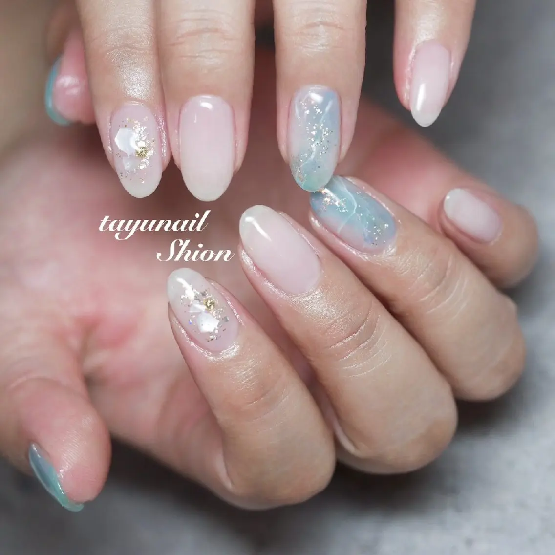 ネイル アートネイル ブルー ジェルネイル ニュアンスネイル パラジェル ネイルサロン 【たゆnail】のネイルデザイン
