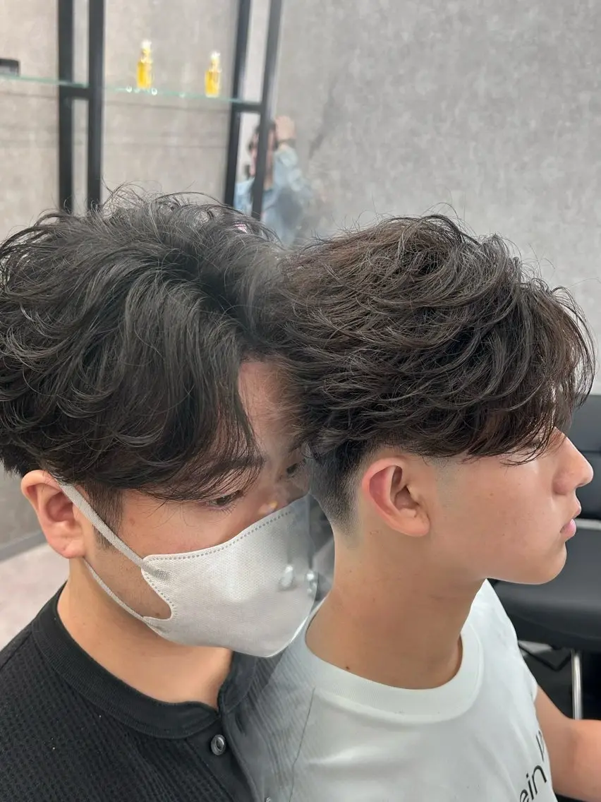 ショート カラー パーマ メンズ フェザーパーマ メンズパーマ ショートヘア カット パーマ メンズ特化 👑YUTAのヘアスタイル
