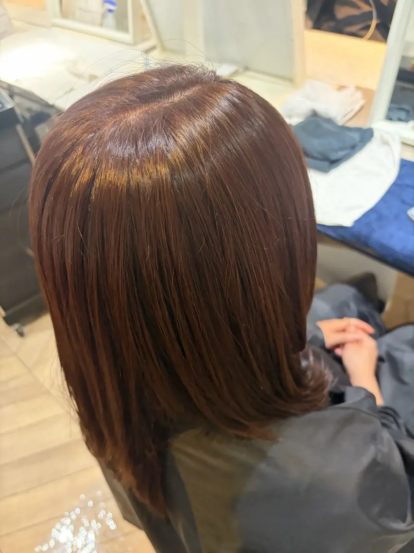 セミロング カラー 門脇 愛未のヘアスタイル