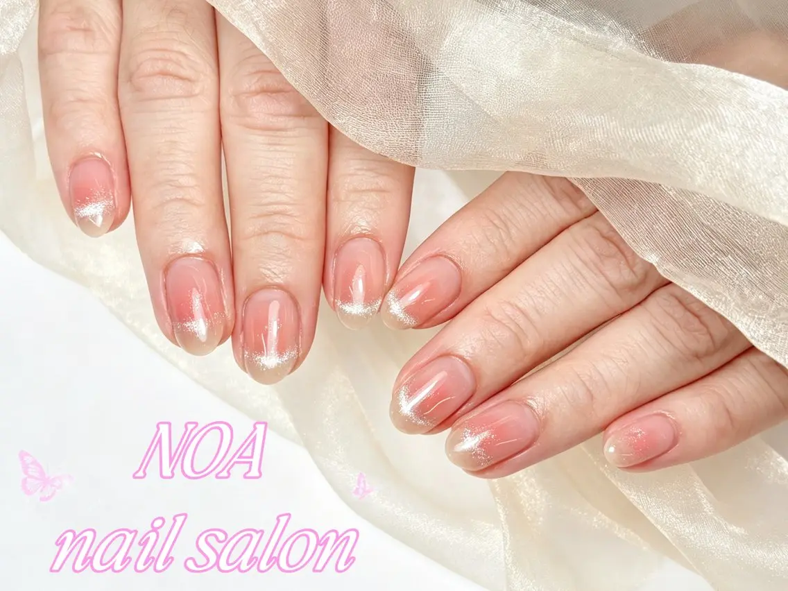 ネイル 長さ出し フレンチネイル ジェルネイル ガーリー キラキラネイル ハンドネイル Noa Nail みつきのネイルデザイン