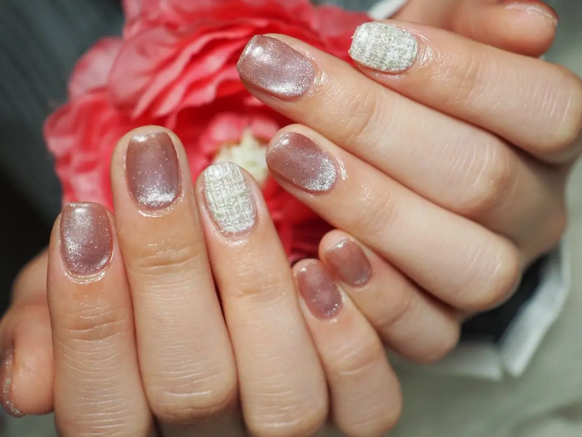 ネイル フラッシュネイル マグネットネイル ツイードネイル saya M🌸💅✨のネイルデザイン