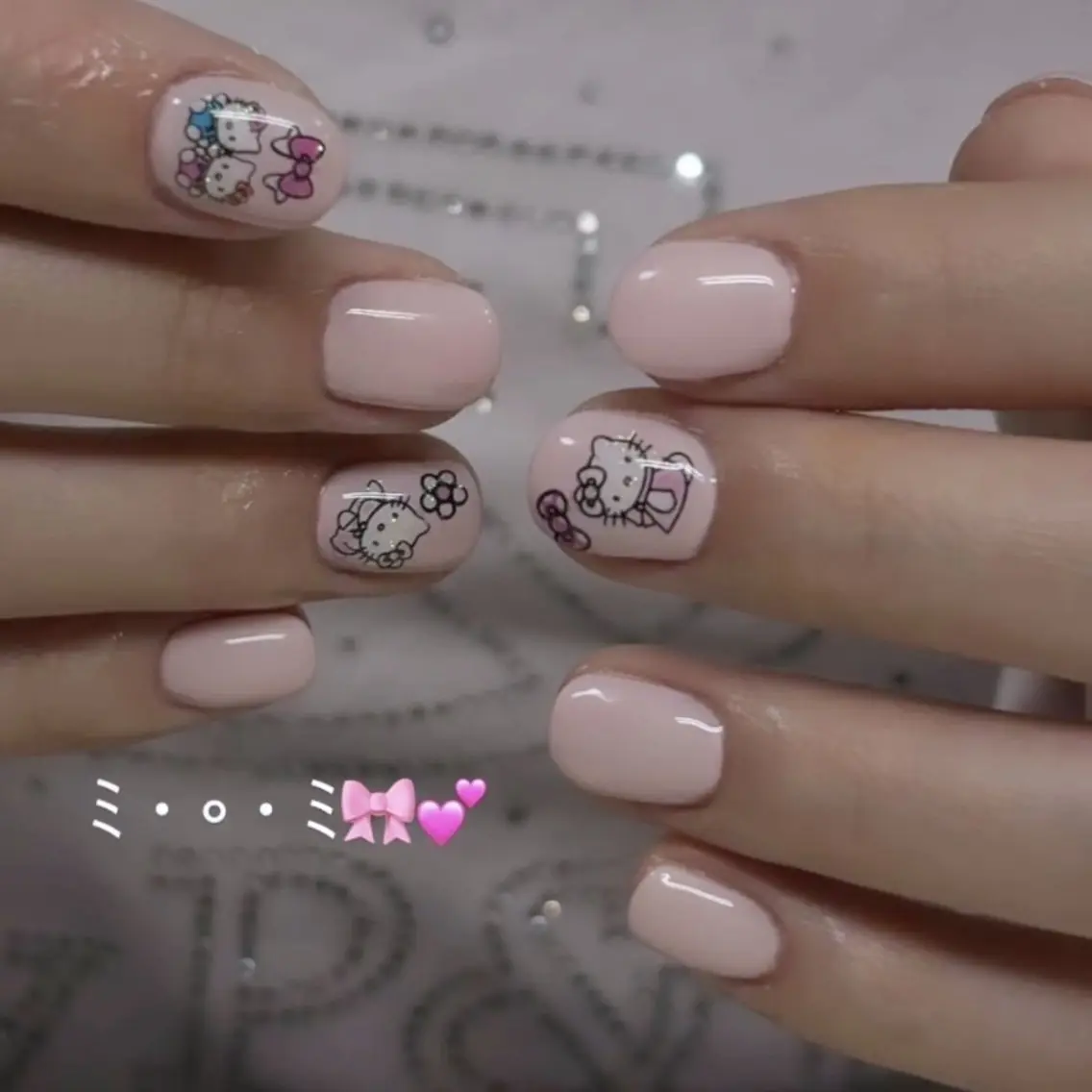 ネイル ハンドネイル 8appy ARTstudioのネイルデザイン