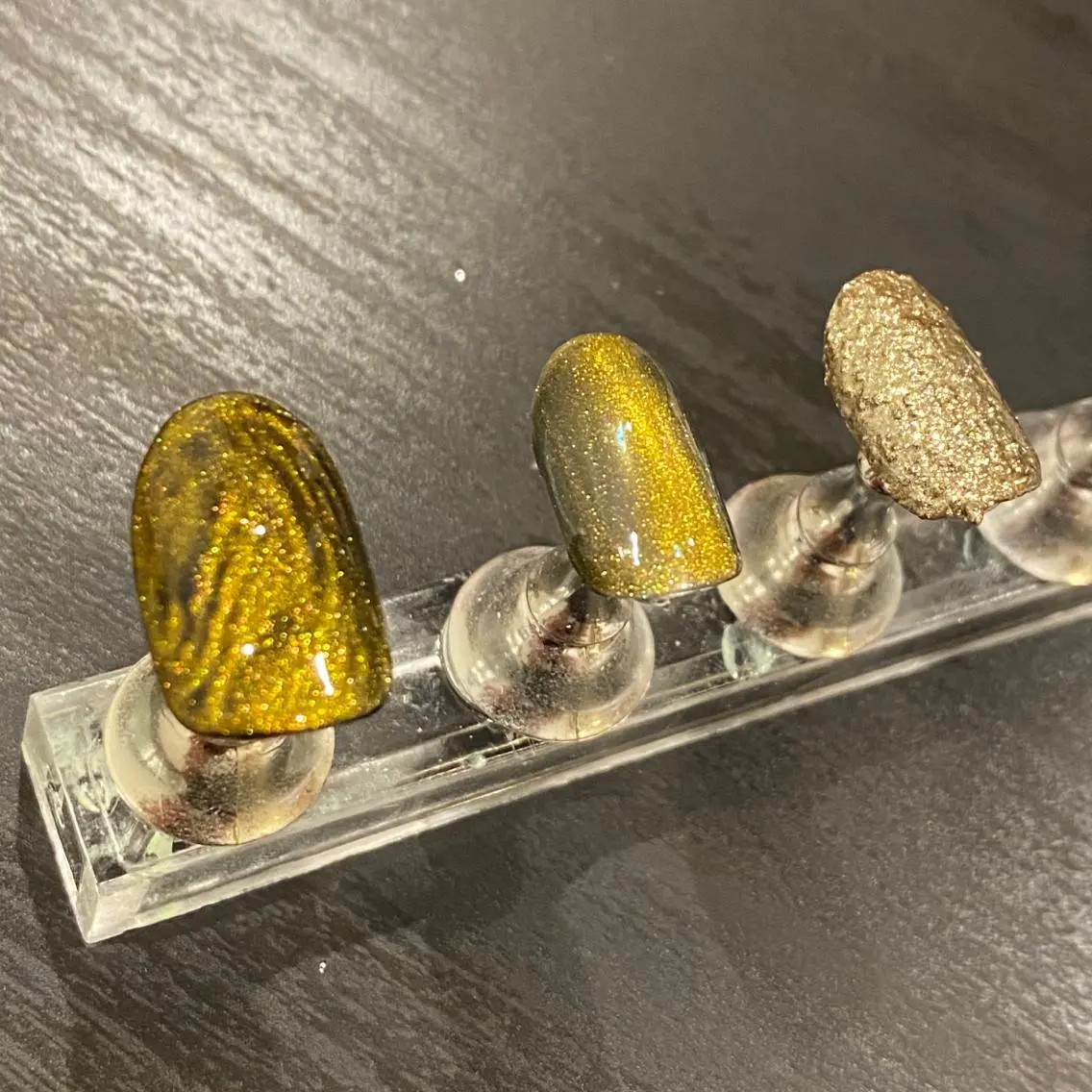 ネイル マグネットネイル シンプルネイル ハンドネイル Bethlee nailsのネイルデザイン