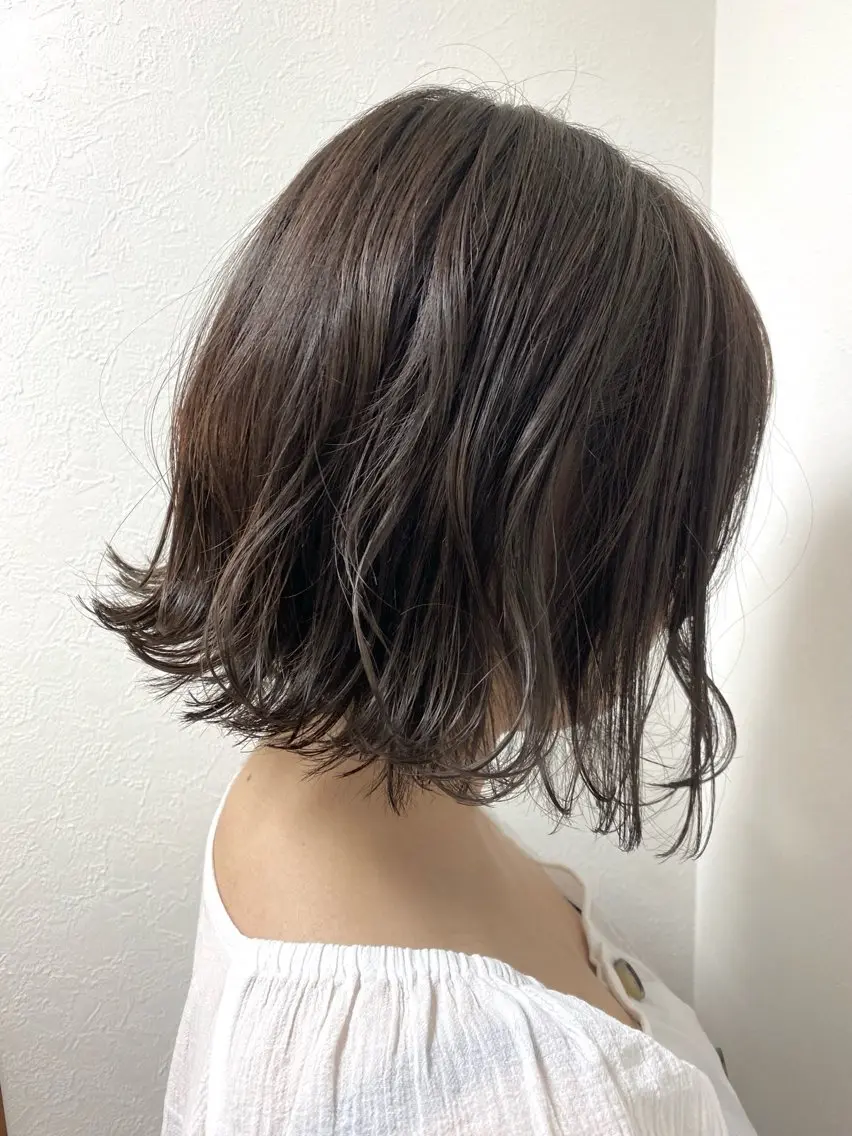 ミディアム カラー 本多結香/レイヤー /ハイライトカラーのヘアスタイル