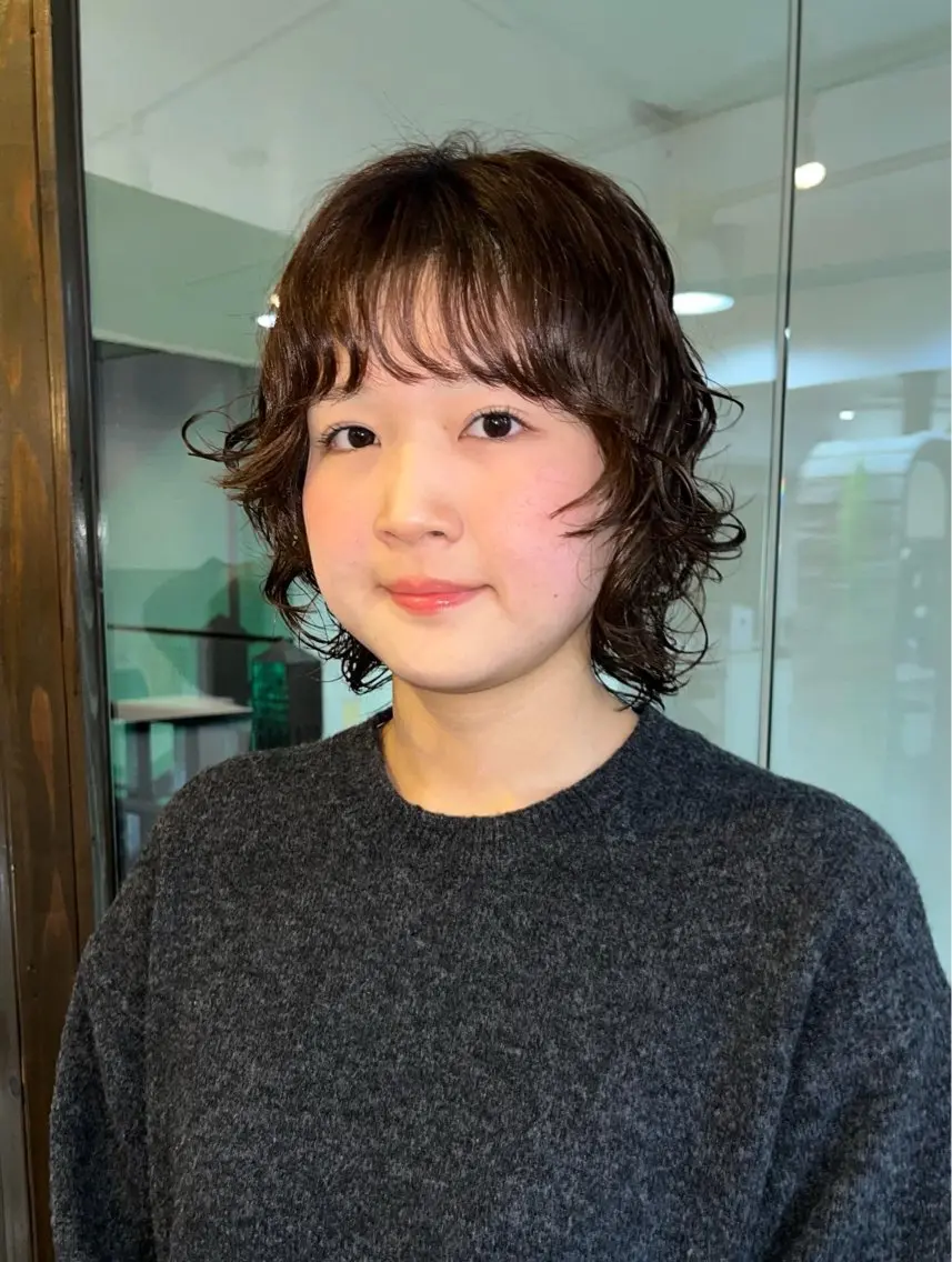 ミディアム パーマ ミディアムパーマ 顔周りカット カット パーマ 似合わせパーマ/ 山本銀次郎のヘアスタイル