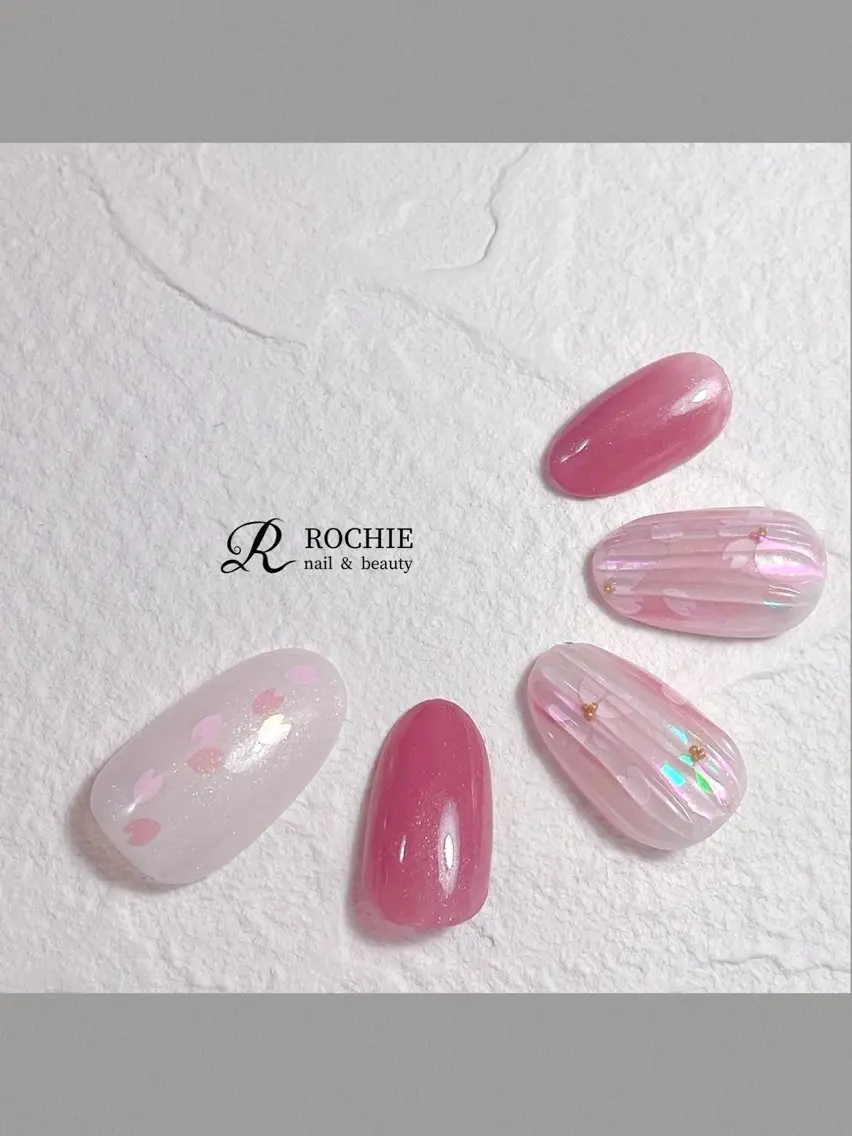 ネイル ROCHIE Rikaのネイルデザイン