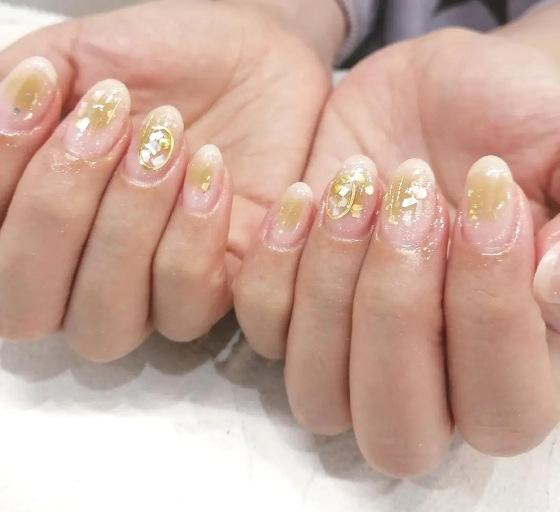 ネイル チークネイル I.プライベート ネイルサロンのネイルデザイン
