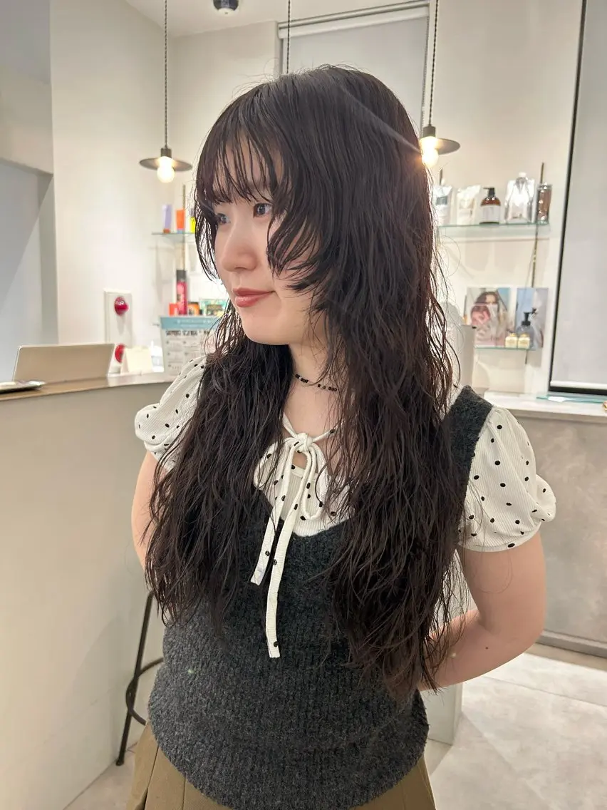 ロング カラー パーマ 透明感カラー グレージュ ラベンダーカラー ラベンダーグレージュ ラベンダーグレー Nanami🧸🤍 ワンカラーモデル募集のヘアスタイル