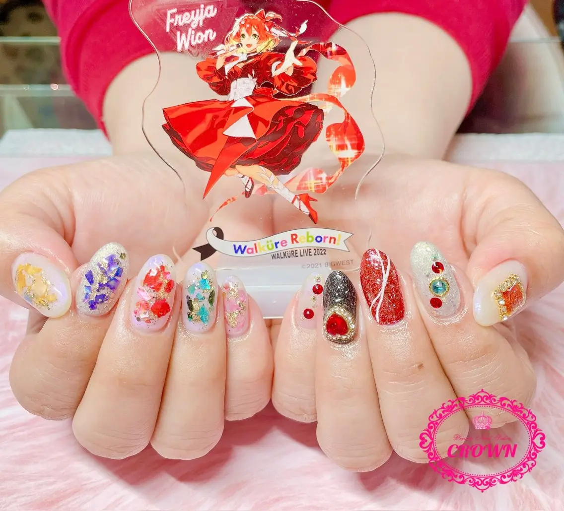 ネイル CROWN プライベートサロンのネイルデザイン