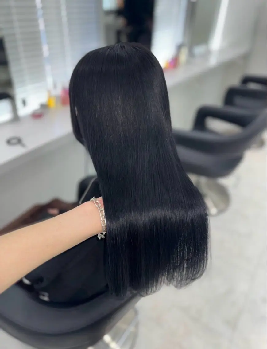 カラー Cerc/ ココナ/艶カラー💎のヘアスタイル