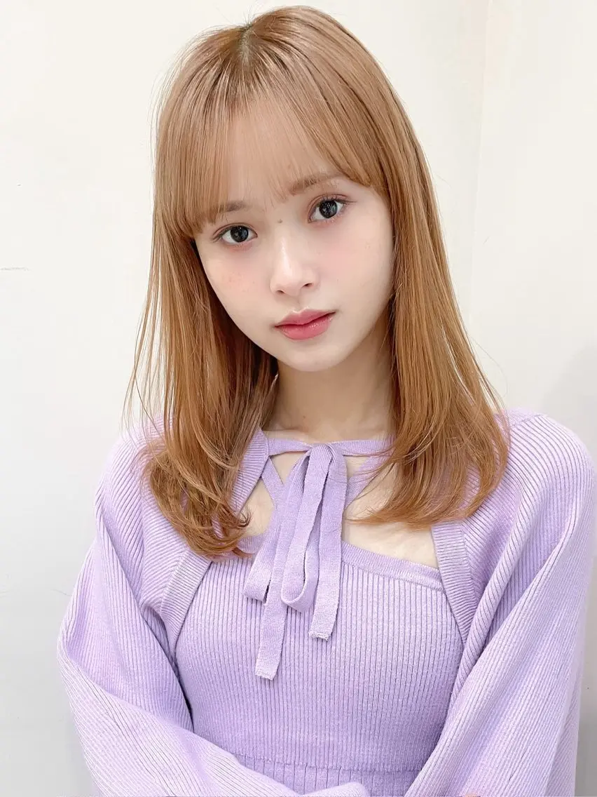 ミディアム カラー バレイヤージュ ベージュカラー ブリーチ ケアブリーチ ダブルカラー カット ヘアカラー トリートメント ミディアム/顔周り/ ベージュ🌼mayuのヘアスタイル