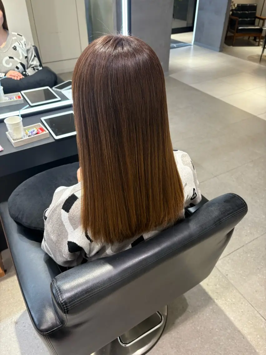 ロング カラー ブラウンカラー ERII /伏見 カットモデル募集中!のヘアスタイル