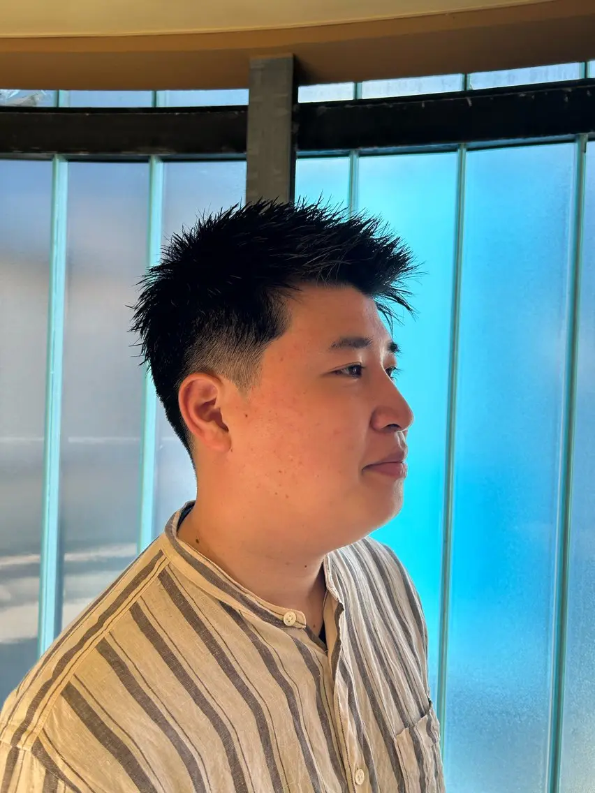 ショート メンズ 衛藤 星芭のヘアスタイル