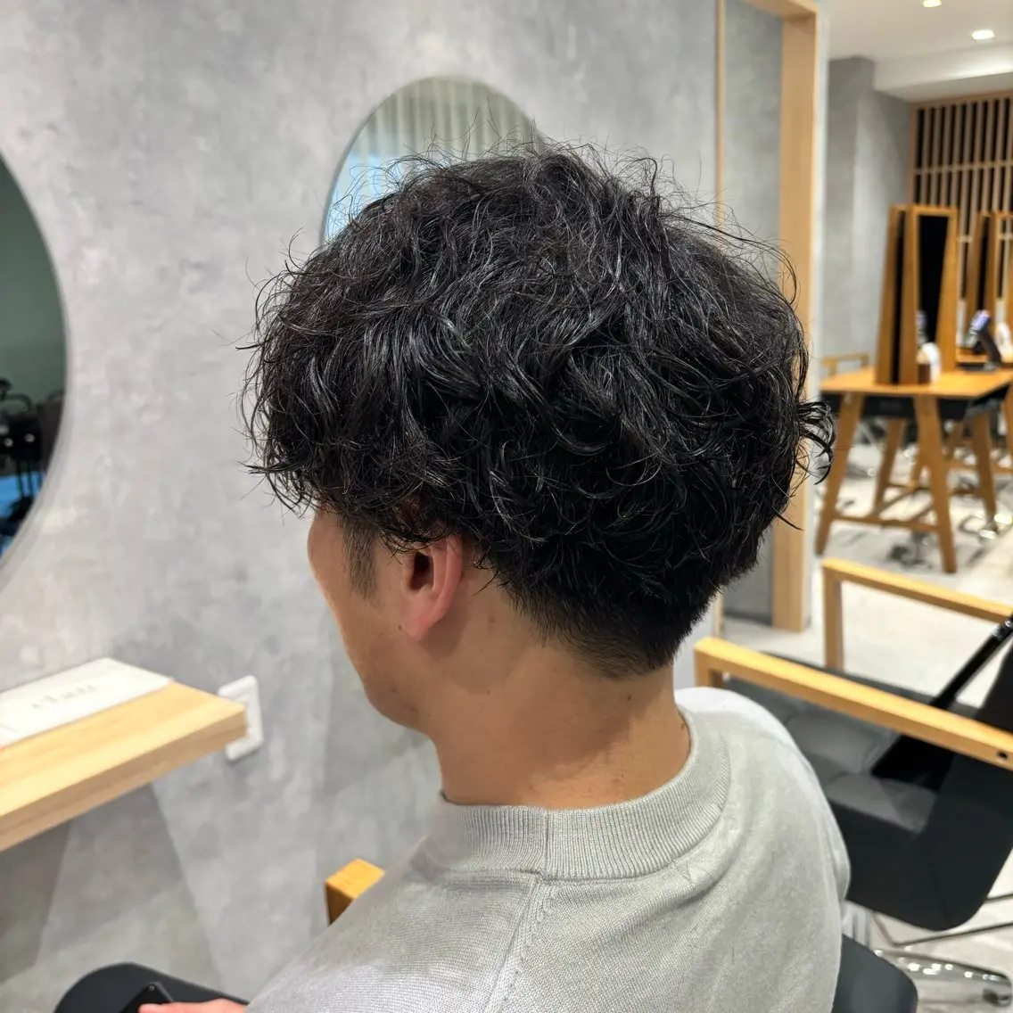 パーマ メンズ カット パーマ トリートメント 猪股 華乃のヘアスタイル