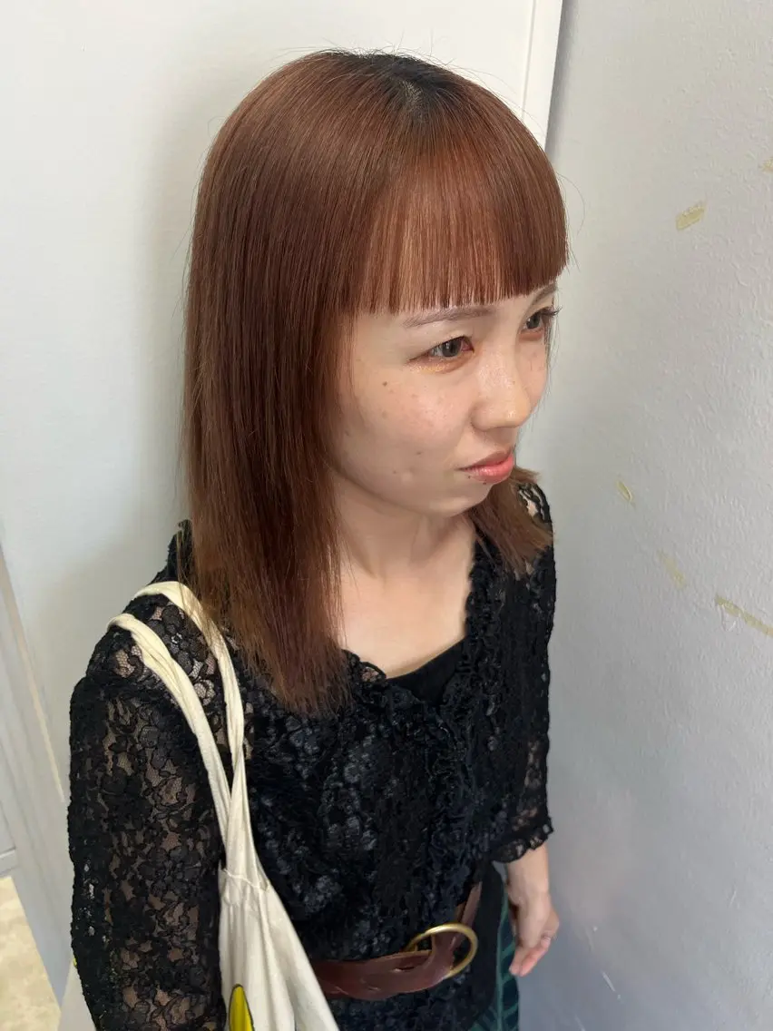 セミロング 【ただの天才 🎨】のヘアスタイル