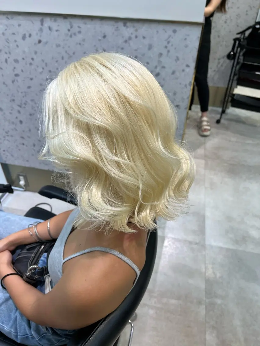 ミディアム ヘアカラー トリートメント カラーリスト IKのヘアスタイル