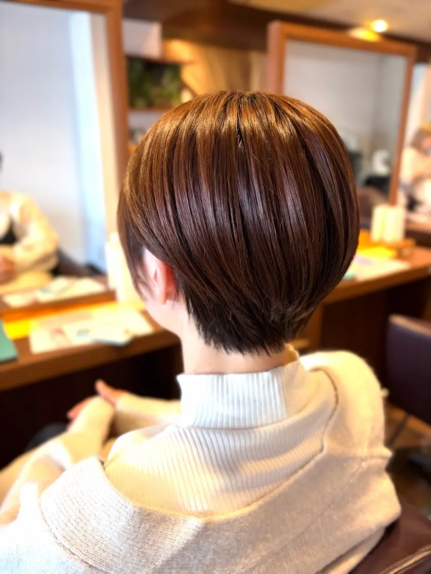 ショート カット トリートメント よしだ しおりのヘアスタイル