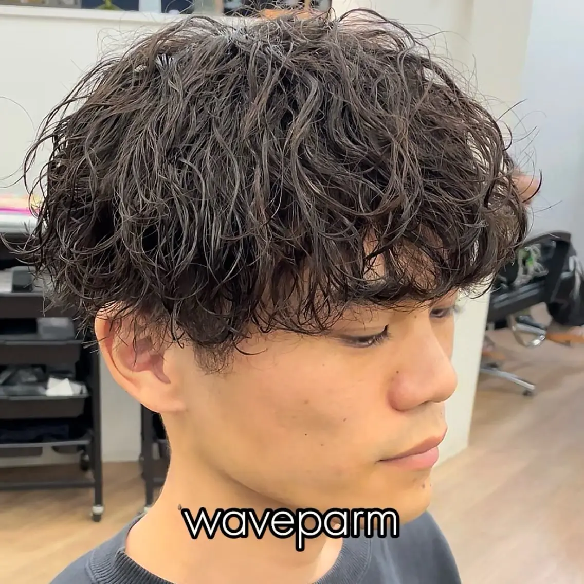 ショート ハイライト 韓国風ヘア レイヤーカット ショートヘア 縮毛矯正 カット パーマ トリートメント 🫧 下島友弥 【メンズ特化美容師】のヘアスタイル