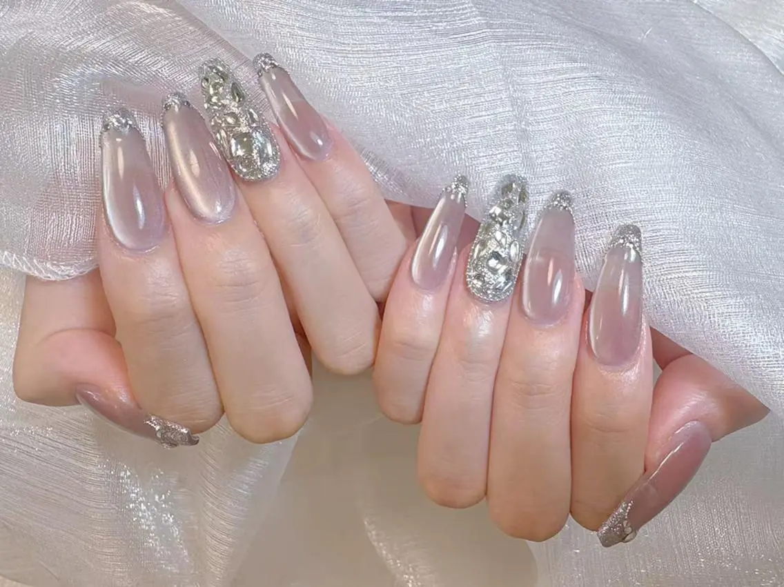 ネイル 長さ出し フレンチネイル 韓国ネイル マグネットネイル 持ち込み ハンドネイル ハンドケア The Nail 新大久保店のネイルデザイン