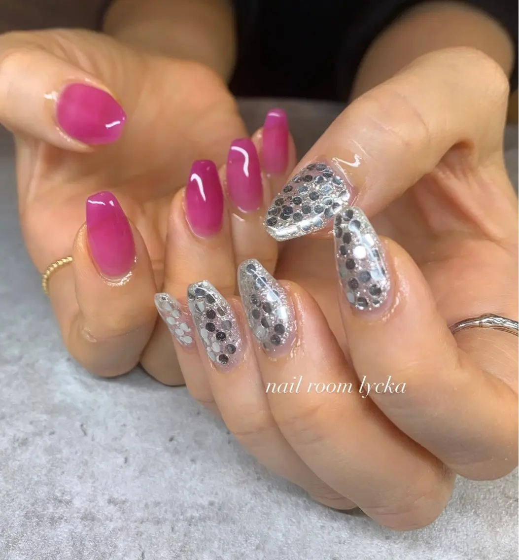 ネイル ネイルルームリッカ 𝐦𝐚𝐲𝐮のネイルデザイン