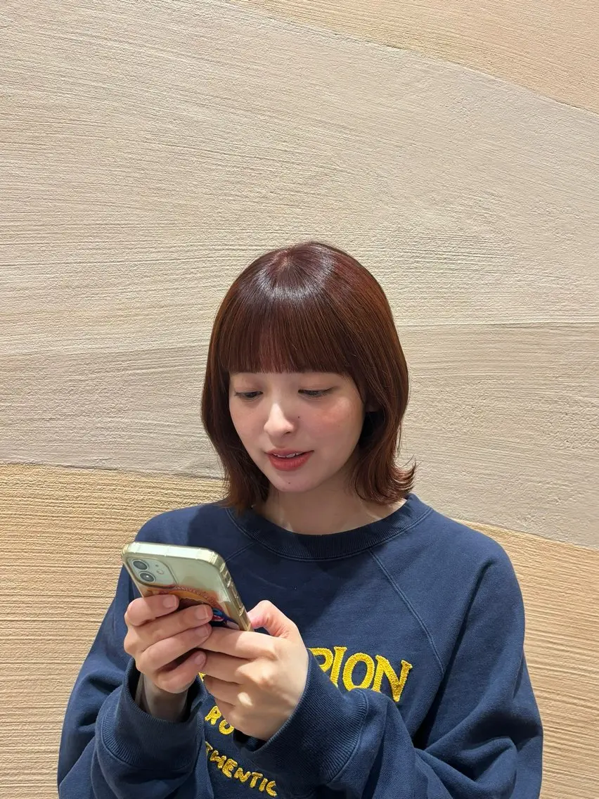 ショート ヘアカラー 艶カラー/ シオンのヘアスタイル