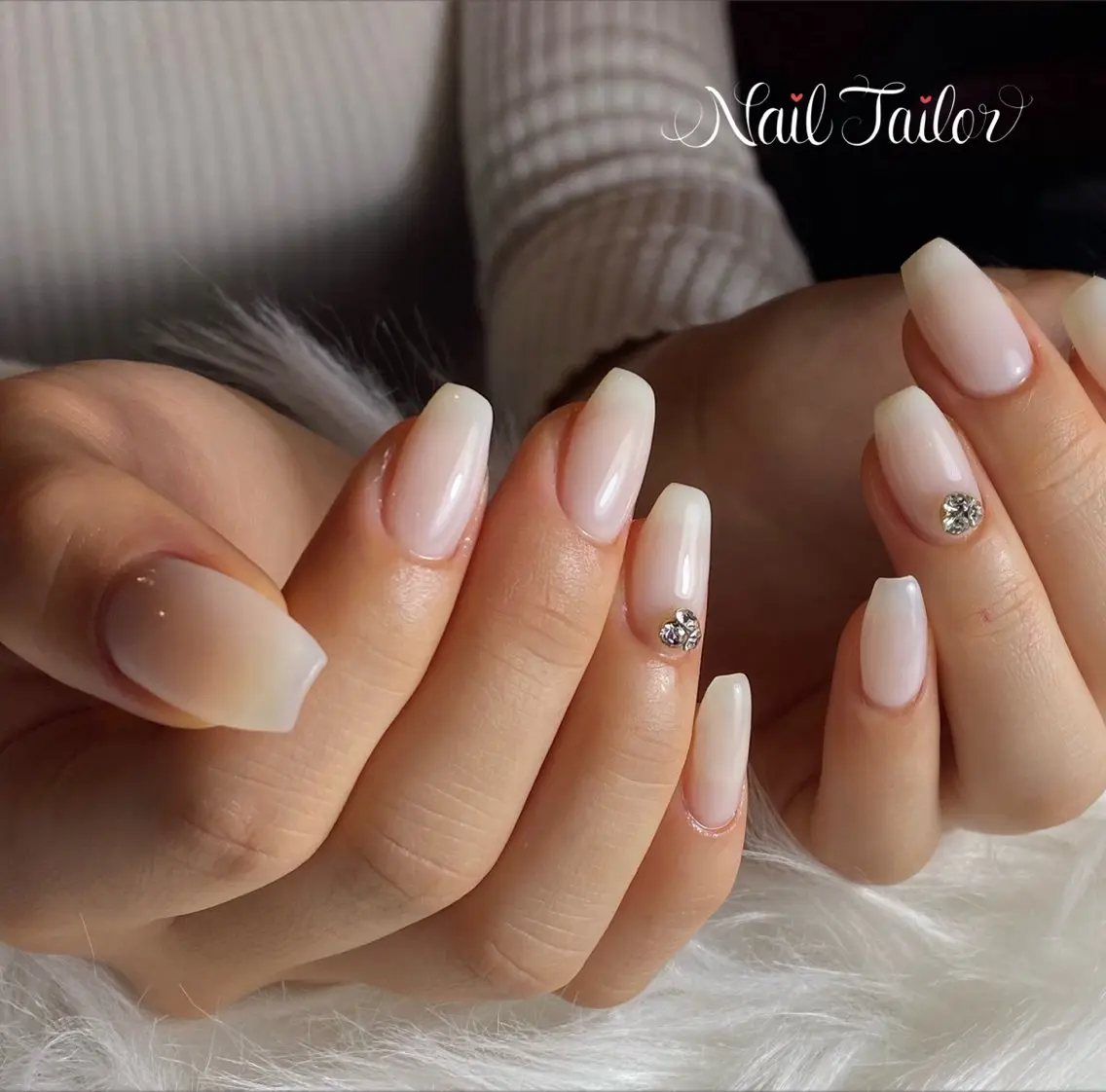ネイル 長さ出し ジェルネイル オフィスネイル ワンカラーネイル ストーンネイル ハンドネイル NailTailor ネイルテイラーのネイルデザイン