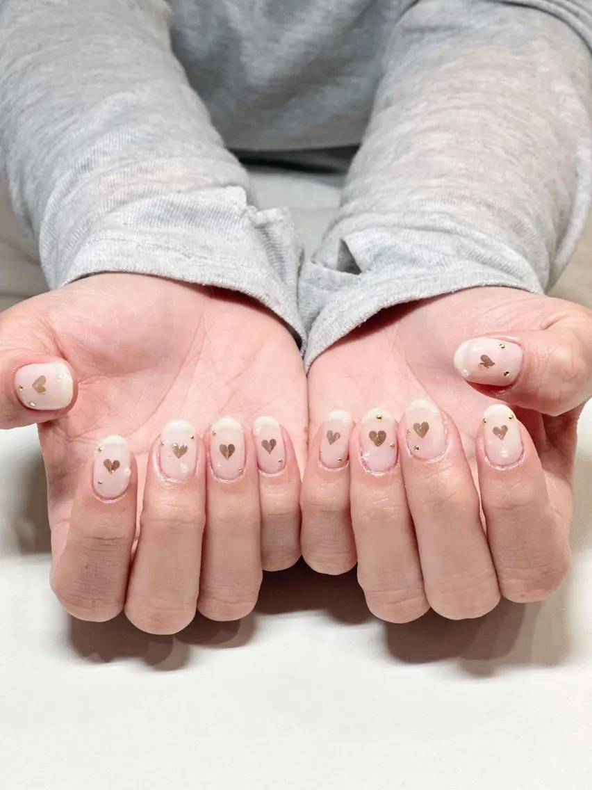 ネイル バレンタイン ハンドネイル LYYM Salonのネイルデザイン