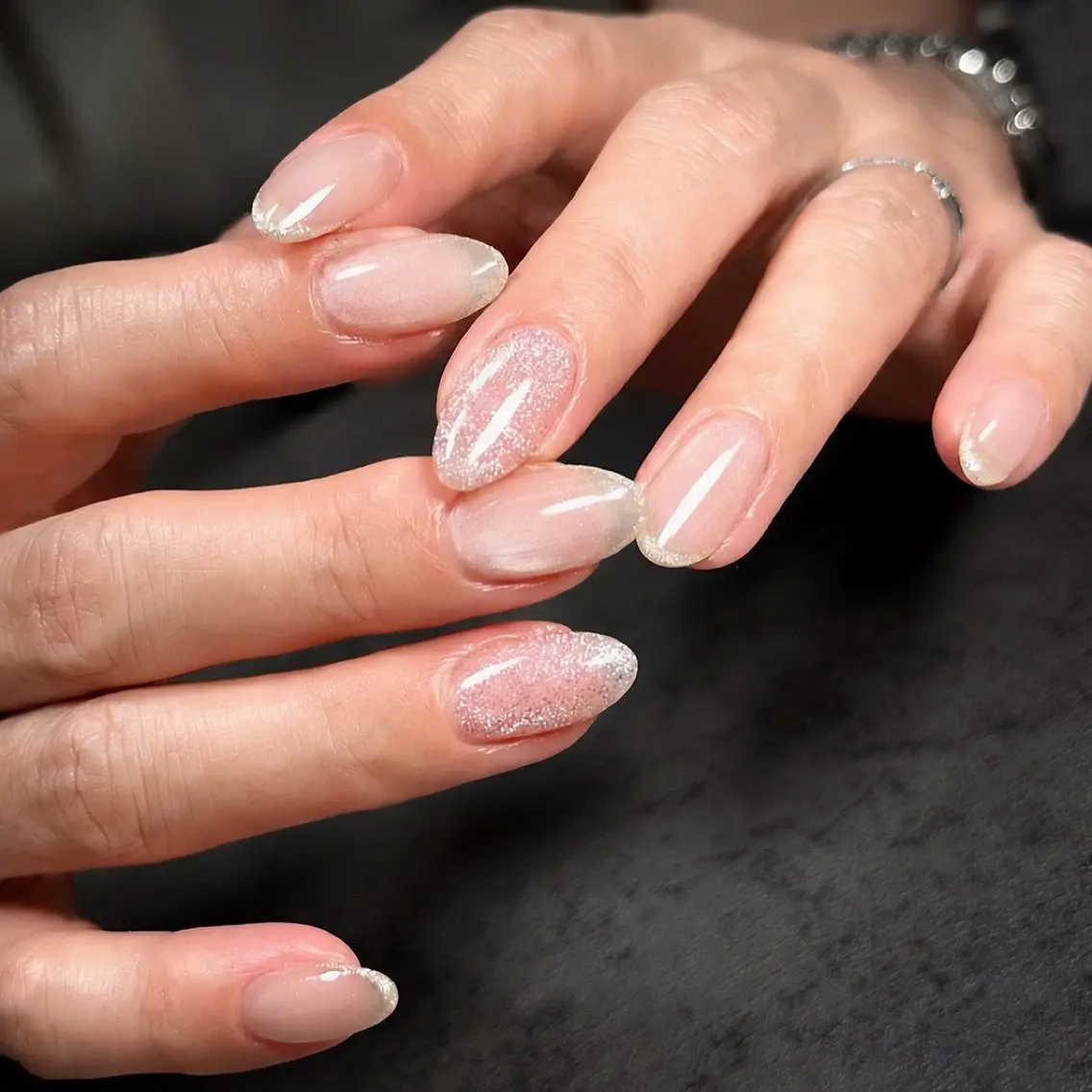 ネイル マグネットネイル ハンドネイル Nail Rinonのネイルデザイン